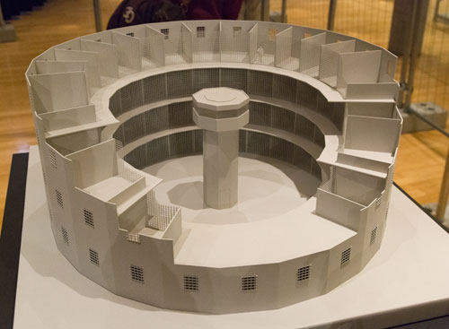 panopticon-model,-museum-fuer-kommunikation,-frankfurt,-2013